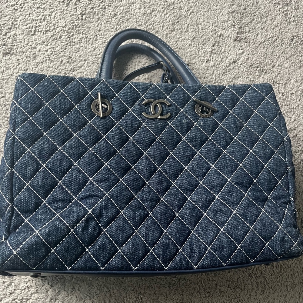 Womens purse